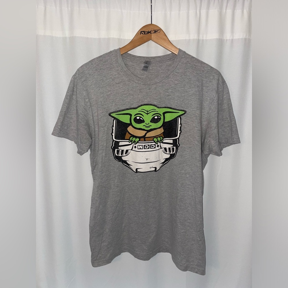 Star Wars Yoda t shirt short sleeve Next Level Apparel Mens L large gray tee